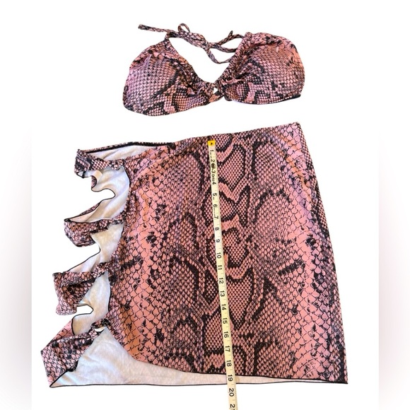 SHEIN, Plus Size Bikini & Beach Skirt Set, 4XL (20W), Pink, Black 🌴 - Picture 8 of 10